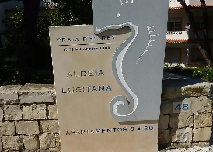 Moura - D'el Rey Golf, Surf & Apartman